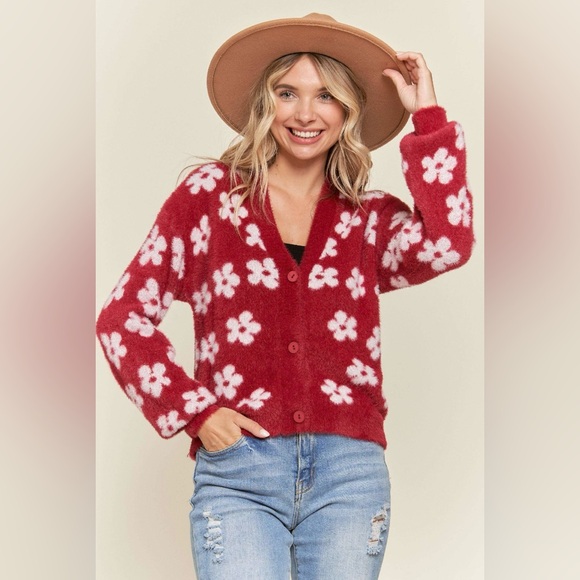 Sweaters - NWT Boutique Mae Fuzzy Floral Cropped Cardigan Sweater
